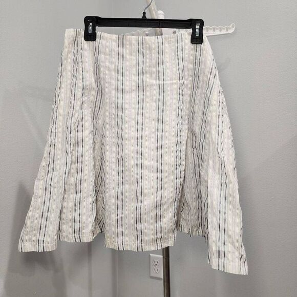 New York & Company blue/white lined Skirt hidden Zip Sz 16 - Picture 1 of 10